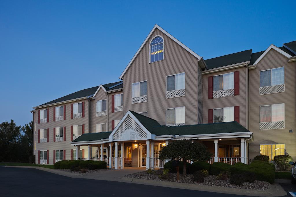 Country Inn & Suites By Radisson, Clinton, Ia ภายนอก รูปภาพ