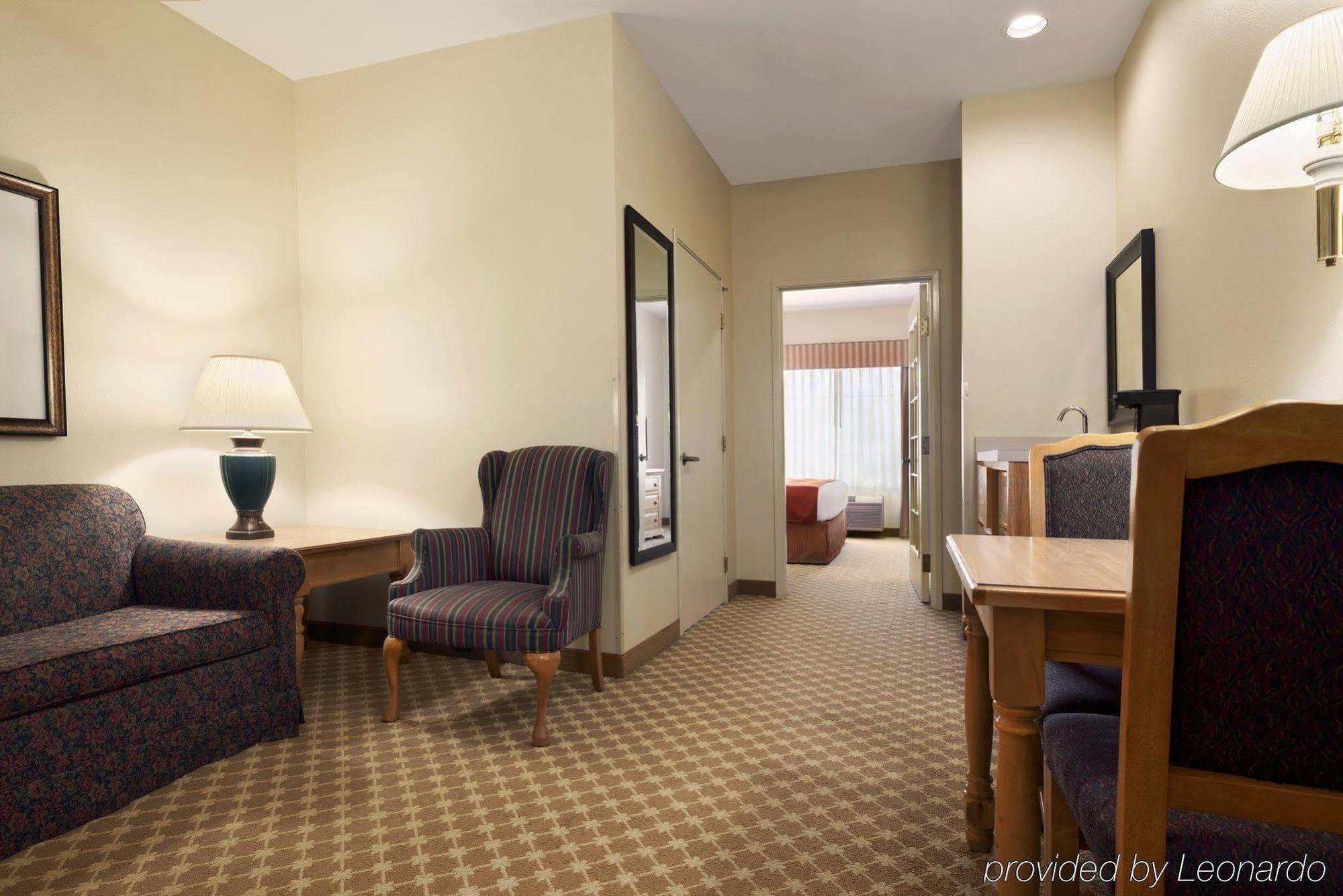 Country Inn & Suites By Radisson, Clinton, Ia ภายนอก รูปภาพ